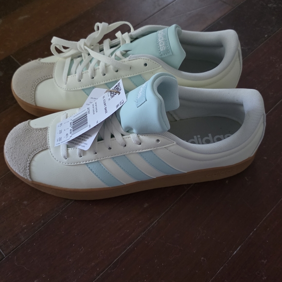 Adidas White and Blue Sneakers - Picture 6 of 6